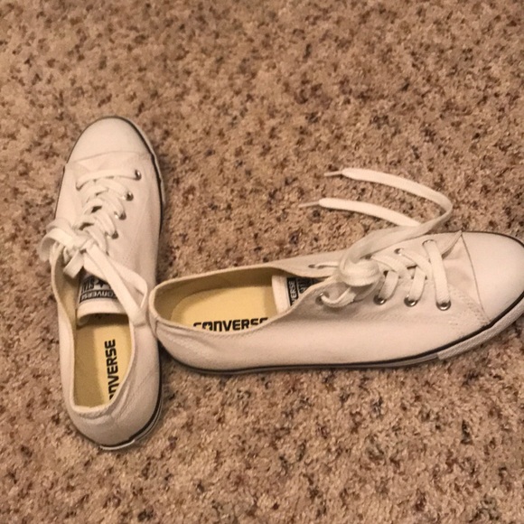 Converse - Picture 1 of 3